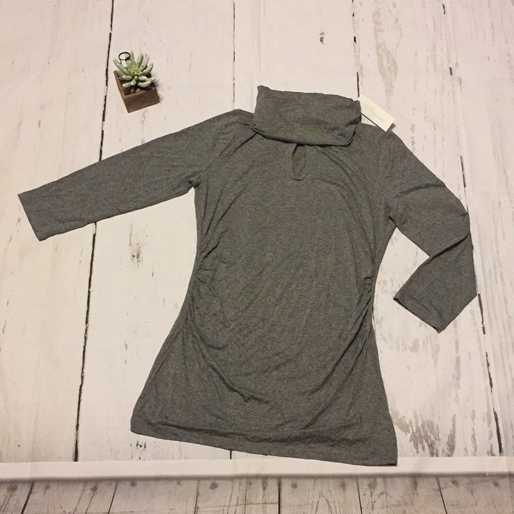 NY & Co Keyhole Turtleneck w/ cinched sides Small